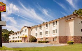 Super 8 By Wyndham Fayetteville